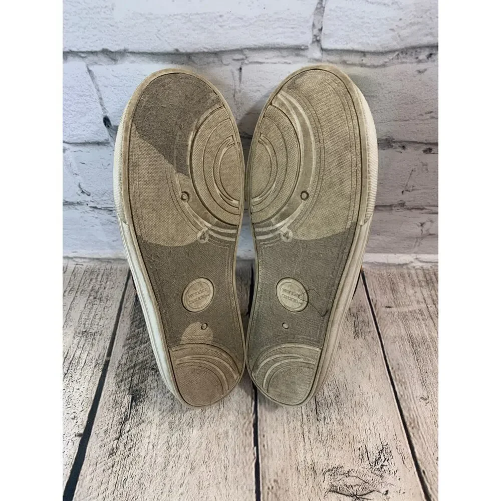 NIGHTMARE BEFORE CHRISTMAS Unisex Kids Hand Painted Slip On Sneakers / Size: 4